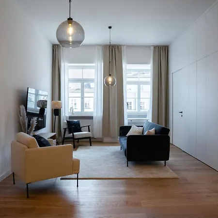 Maximilianstrasse Апартаменты *