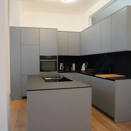 Maximilianstrasse Apartmán *