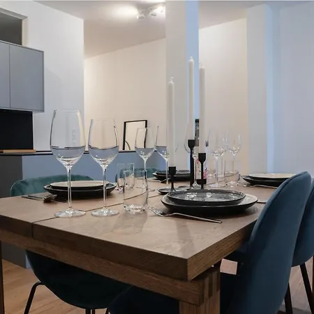Maximilianstrasse Apartment