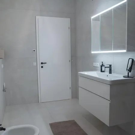 Apartment Maximilianstrasse Augsburg